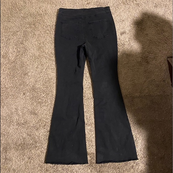 Flare Jeans - Picture 2 of 3